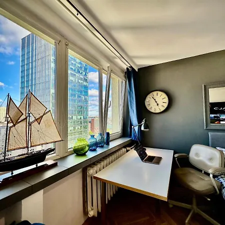 Super White 2x Metro Scisle Centrum Wifi 300 Mbs New Varsovia