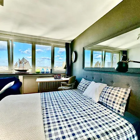 Apartment Super White 2x Metro Scisle Centrum Wifi 300 Mbs New Warschau