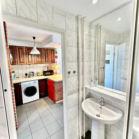 Appartamento Super White 2x Metro Scisle Centrum Wifi 300 Mbs New Varsavia