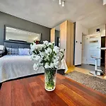 Apartment Super White 2x Metro Scisle Centrum Wifi 300 Mbs New Warschau