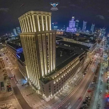 Super White 2x Metro Scisle Centrum Wifi 300 Mbs New Varşova